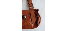 Sac à main cuir style rétro impeccable 