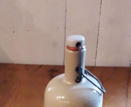 Bouteille en terre 