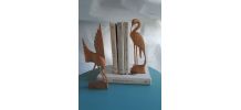 couple d'oiseau sculptés en bois clair