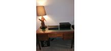 Très beau bureau merisier dessus cuir 