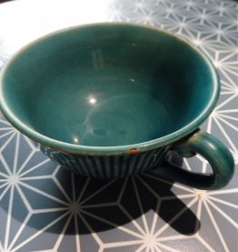 Tasse ancienne Gien beue turquoise