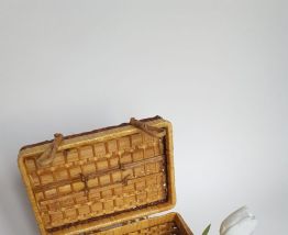 Boite à pique-nique en osier