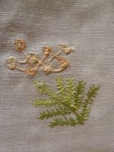 Nappe en lin écru, brodée à la main, 90 x 90 cm
