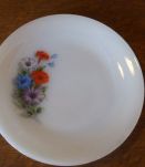 Service ARCOPAL les fleurs, saladier et 4 patites assiettes