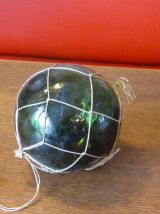 Deux boules en verre soufflée verte, flotteurs de peche 