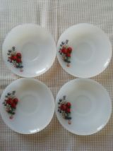 Tasses arcopal "fraises"