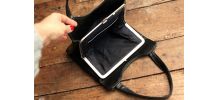 Mini sac vernis noir 60’s fermoir porte monnaie