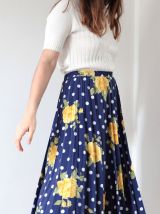 Jupe plissée fluide bleu pois blancs et fleurs taille 40/42