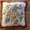 Housse coussin brodé main petit-point, pure laine DMC 42x42