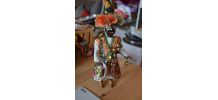 Figurine porteur d'eau en cuir et tissu année 80