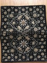 Sac à main Art Deco années 40 en velours noir – broderie mét