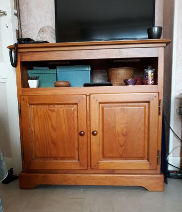 MEUBLE TELE