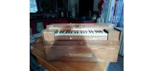 Ancien harmonium scolaire 