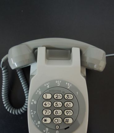 Téléphone mural vintage