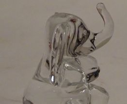 ELEPHANT PRESSE PAPIER CRISTAL OU VERRE