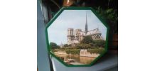 Boite en tôle lihographiée Notre dame de Paris (rare)