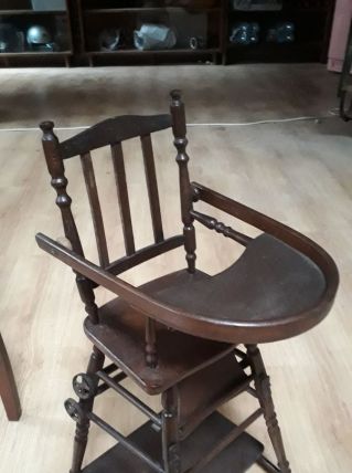 chaise de poupee  1930 a 40    ,  h 68cm 