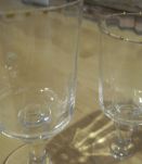 2 verres anciens en cristal  