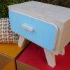 Meuble d'appoint en carton esprit vintage