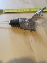 Bouchon de bouteille en forme  de cerf  métal et plastique  