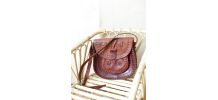 sac ancien artisanal en cuir épais gravé avec motifs western