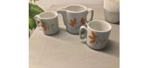 Tasse et pot à lait
