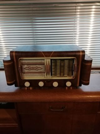 Radio vintage TSF ONDIOLA de 1952 bluetooth