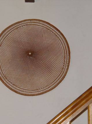 Grand chapeau en osier à accrocher