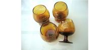 4 verres à cognac ambre en cristal gravé 70s