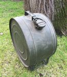 ancien jerrican rond