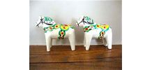 Deux petits chevaux peints
