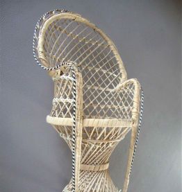 Fauteuil pour poupée ou doudou
