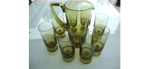 Grand pichet et 8 verres sur pied design