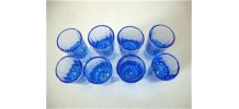 Suite de 8 petits verres bleu myosotis