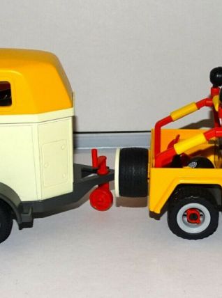 PLAYMOBIL