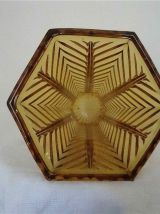 Vase ambre en verre moulé 