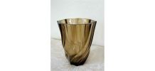 Vase en verre fumé
