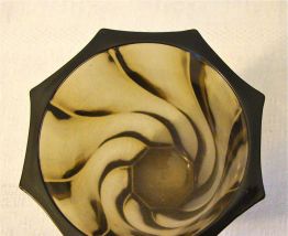Vase en verre fumé
