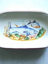 Assiettes et plat à poisson
