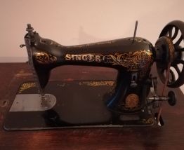 machine à coudre marque Singer 