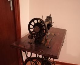 machine à coudre marque Singer 