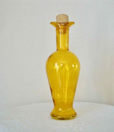 Flacon en verre jaune