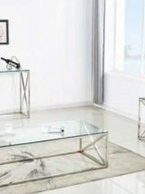 table basse chromer et vitrer (neuf dans sa boite )