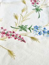 Nappe à thé brodée main