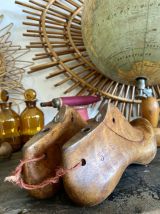 Paire d’embauchoirs en bois