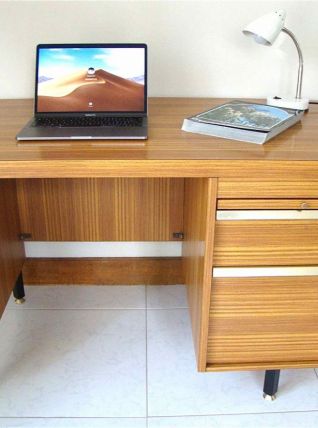 Bureau design années '60