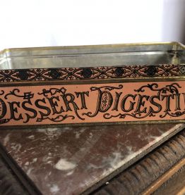 Jolie boîte  ancienne "Les bêtises de Cambrai"