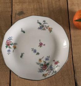 Plat de service à étage