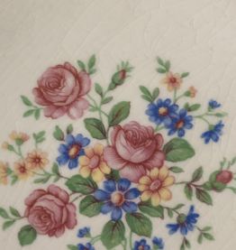 Jolies assiettes anciennes  fleuries