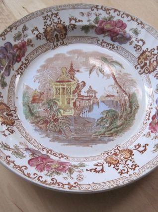 assiette  en longwy  ancienne 